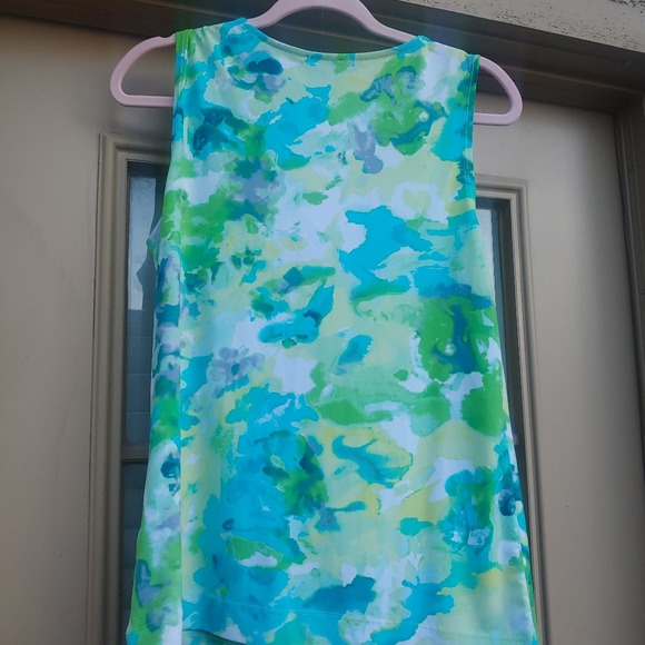 Top - Picture 2 of 4